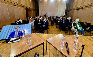 籲提防來自獨裁政權的認知作戰 羅秉成參加「布達佩斯論壇」為台發聲