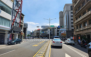 台南「31路口」免兩段式左轉了！交通局：10/28起試辦半年