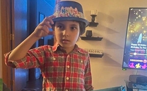 刀還留在腹中! 美6歲男童被刺26刀 母親也被砍 芝加哥「小巴勒斯坦」發生仇恨慘案