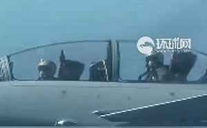 中共空中「逼機」! 距離不到5米還射干擾彈 加國偵察機遭解放軍機危險攔截