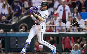 響尾蛇2:1氣走費城人系列賽扳回一城