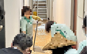 立院中興大樓竟淹水 立委辦公室、大廳都受害 