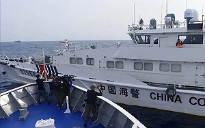 11艘中國「漁船」再闖仁愛礁! 菲司令 : 解放軍可能強制登船 已定反制計劃