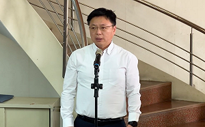 親中國小三斷12年立委路! 前綠委趙天麟｢先蹲後跳｣接榮剛獨立董事