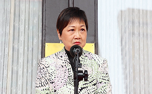 徐佳青還原性騷案處理經過 哽咽駁斥不實指控 