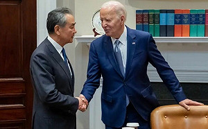 拜登見王毅強調美中須負責任管理競爭維持溝通、關切中國南海行為