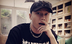 超哥新單曲「未出先轟動」！50秒MV曝光 Toyz聽完傻了：超派聽