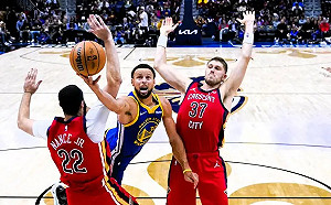 Curry飆分秀　勇士130：102打趴鵜鶘