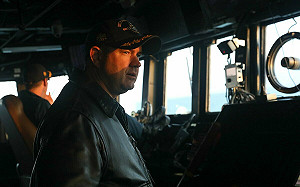 美加軍艦聯合穿越台灣海峽 解放軍東部戰區「循例」批「公開炒作」