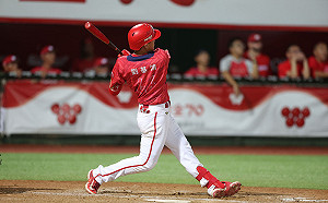 劉基鴻雙響砲 14局下再見轟龍隊奪總冠軍賽首勝