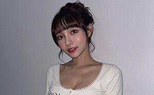 林襄北海道出差穿搭成焦點！「胸口一行字」網嚇壞：要確定餒