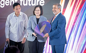 美光台中四廠開幕 蔡英文：肯定台灣是安全可靠的投資地點