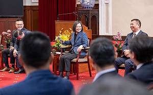 接見金商獎得獎人 蔡英文：政府持續協助中小企業升級、轉型