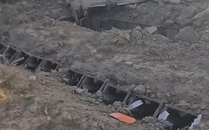 (影) 摧毀哈瑪斯彈藥庫！藏在清真寺旁 以軍破獲火箭發射場和庫存導彈 