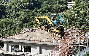 違建莊園今拆除 廖先翔：歡迎各界隨時來監督     