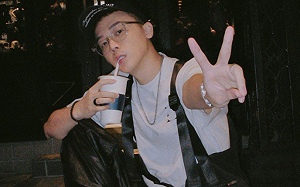 蕾菈變「雷拉」！轉發影片遭疑「打錯字」酷炫神回：不能再碰草