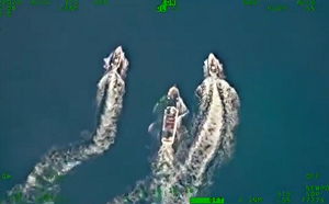 (影)臉丟大嘍…24：4仍被突破 海上追逐畫面曝光