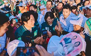 出席黃秀芳聯合競總成立 賴清德：挺女力戰隊、讓彰化被世界看見