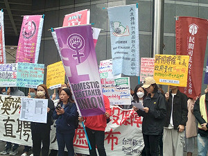 服務業開放移工?勞陣:勿偏袒財團!違法政策助長剝削 低薪是缺工主因