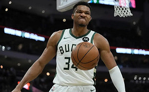 字母哥轟35分　公鹿118：109勝公牛