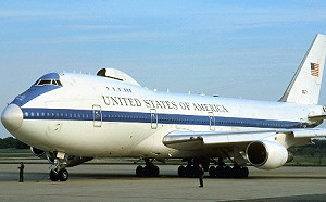 蘇利文稱盼中美重啟「軍事對話」美國「末日飛機」卻繞中國飛了大半圈