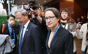 APEC登場 總統副手人選蕭美琴被撞見快閃躲採訪