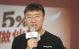 不願被徐春鶯代表 基進不分區象徵性提名香港新移民康駿銘