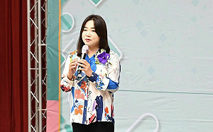 王鴻薇、徐巧芯指潘孟安、梁文傑住｢綠能豪宅｣馬文君前助理是鄰居