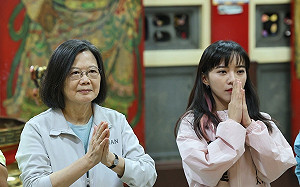 南下與黃捷合體    蔡英文：挺年輕世代為高雄顧頭顧尾 