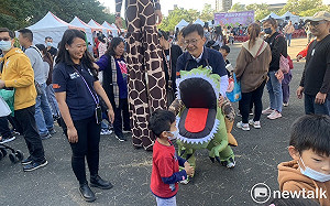 連辦九年「幸福親子童樂園」 張廖萬堅：透過音樂遊戲增進親子關係