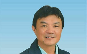 涉助收購郭台銘連署書 屏東潮州鎮長周品全遭收押