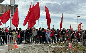 (影) 舊金山APEC抗議者遭親中分子攻擊 轉發影片媒體人也被國保打死！