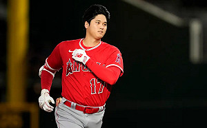 大谷明年不能投球沒關係！多隊高層稱守外野