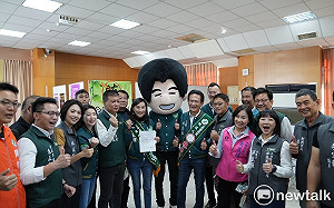 林俊憲林宜瑾王定宇與賴蕭配同步登記  指賴蕭配讓綠營士氣大振