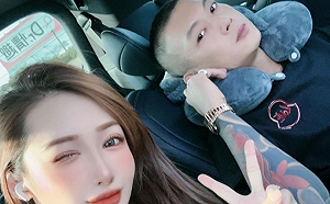 歐菈10年前青澀舊照曝光！網驚：跟鳳梨有夫妻臉