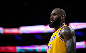 詹皇上一次單場「0籃板」已是13年前