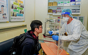 中國爆呼吸道疫情！4機場推「自願免費採檢」 實施至農曆年