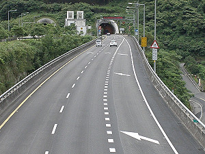 雪隧6月15日加強取締！科技執法加強取締四大違規行為