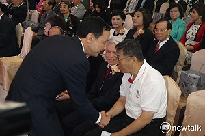 柯朱暗較勁　朱立倫：新北招商比台北好