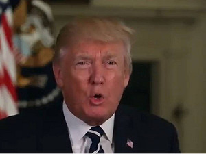 川普首次承認 自己正因開除柯米遭調查