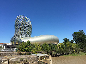 今夏波爾多Vinexpo酒展就是要讓你WOW！