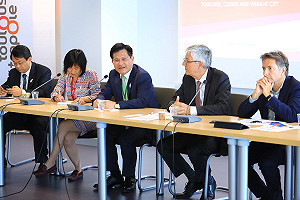 林佳龍訪法　拚命推銷台中花博