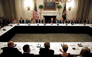 為提升情資處理能力  川普親會18科技龍頭CEO