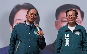 綠拚奪下屏南立委 游錫堃力挺徐富癸：好人才一定要栽培