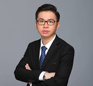 首位領北京居住證台人鄭博宇猝逝 曹長青：無恥親近共產黨，快步走進火葬場！