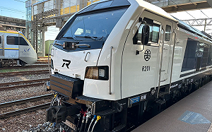 台鐵公司化前新車試車！R200型、E500型明年上線