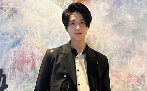 《英雄聯盟》選手「Hans Sama」摘下眼鏡判若兩人！網驚：宅男變歐巴