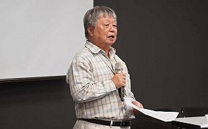 專論》為「左詩右史」的陳竹奇喝采 