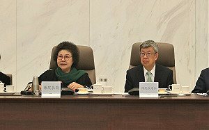 監察院長陳菊率監委巡察行政院 建議檢討修正61項法規