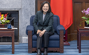 法傳記作者：蔡英文「執行權力時帶著謙遜」領導方式值得西方借鏡